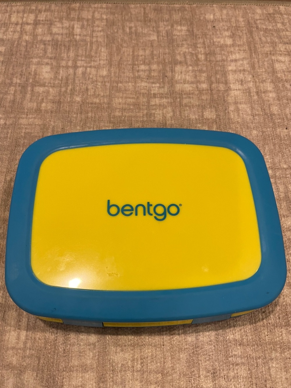 Bentgo Kids Lunch Box - Yellow & Blue
